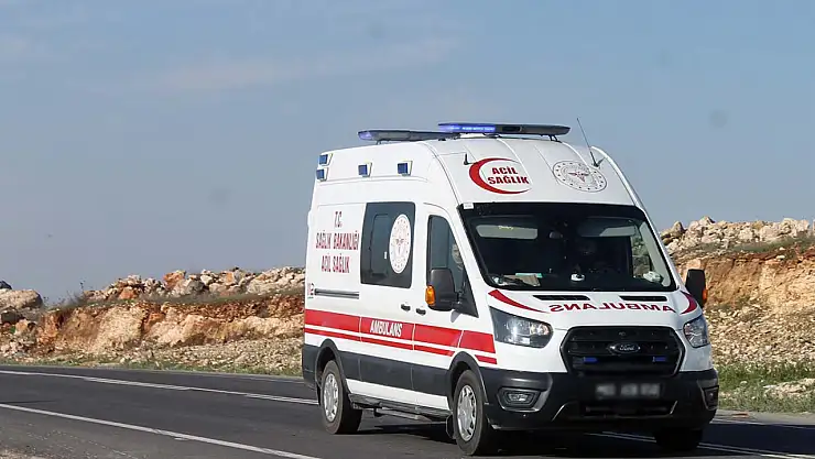 Traktör Devrildi 5 Yaralı 1 Ölü
