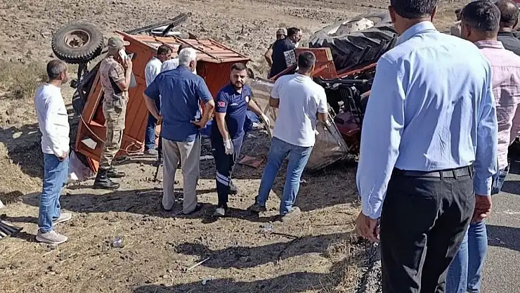 Traktör Kazasında 1 Ölü 4 Yaralı