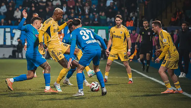 Trendyol Süper Lig: Çaykur Rizespor: 2 - Fenerbahçe: 5