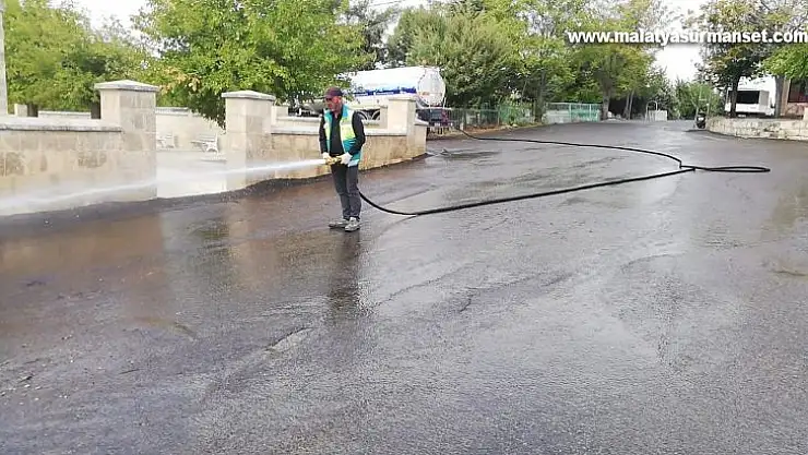 Türbelerde temizlik çalışması