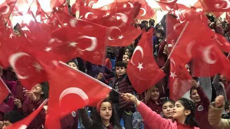 Türk dünyasının minik kaşifleri Ankara'da buluştu