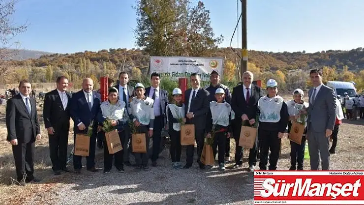 Türkiye'de 11 milyon, Kızılcahamam'da 20 bin fidan toprakla buluştu