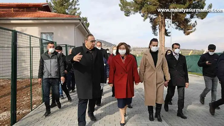 Türkiye'nin en büyük hayvan barınağının yapımı tamamlandı