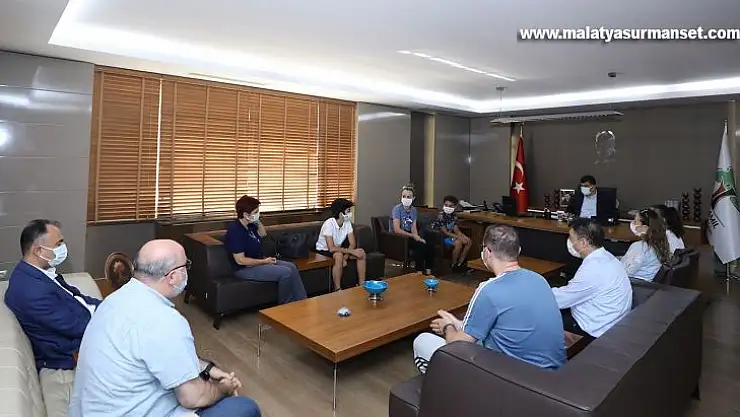 Türkiye şampiyonası öncesi Fadıloğlu'nu ziyaret ettiler