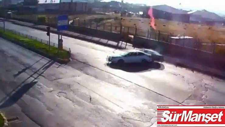 'U' dönüşü yapmak isterken kazaya neden oldu