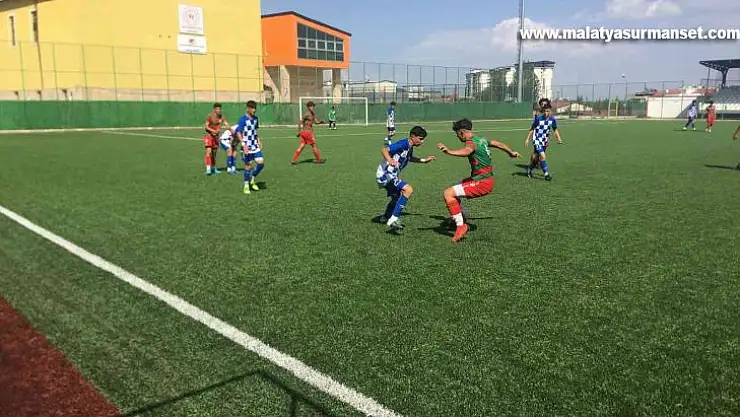 U16 Futbol Ligi Elazığ Grubu maçları başladı