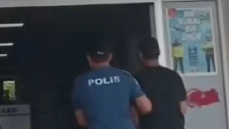 Üç Suçtan Hapis Cezası Vardı Sokakta Yakalandı!