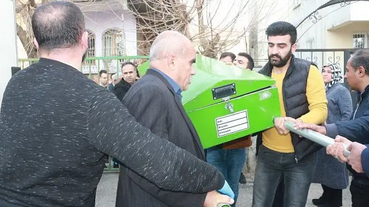 Ücretli öğretmen soba kurbanı oldu