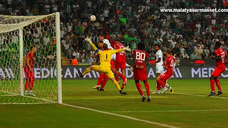 UEFA Konferans Ligi: Konyaspor: 2 - Vaduz: 4