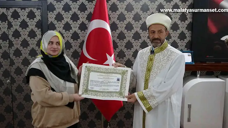 Ukraynalı kadın Müslüman oldu