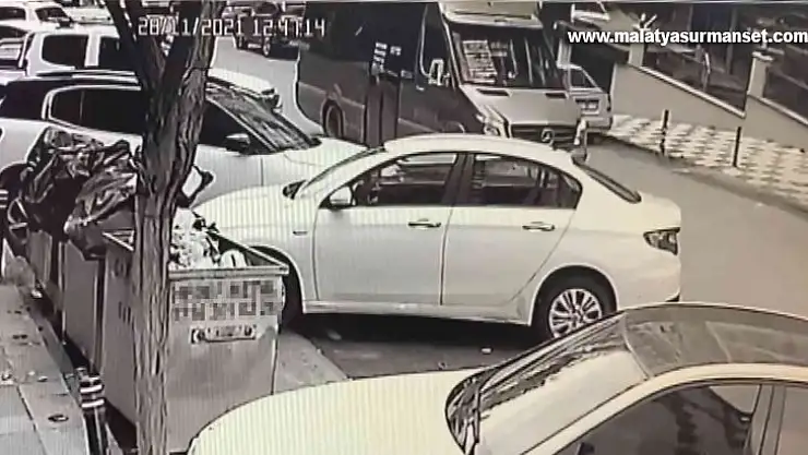Ümraniye'de yolcu dolu minibüsün şoförü bayıldı, araç kontrolden çıktı: 2 yaralı