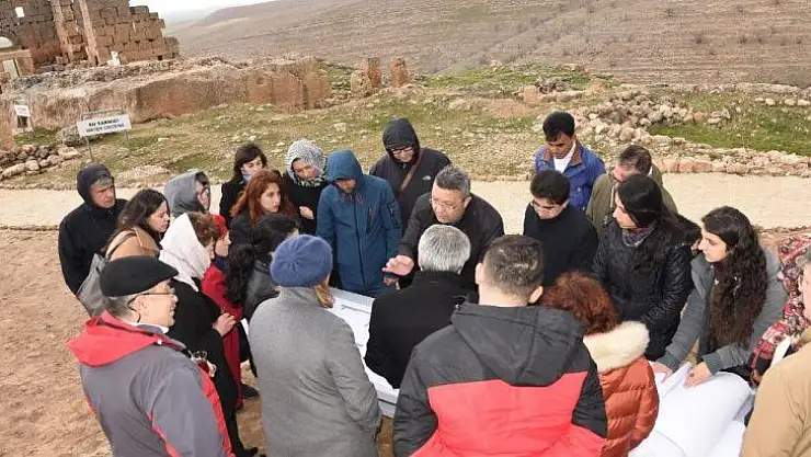 UNESCO uzmanlarından Zerzevan Kalesine ziyaret