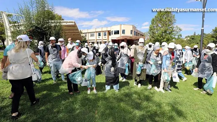 Üniversite öğrencilerinden Temiz çevre temiz kampüs etkinliği