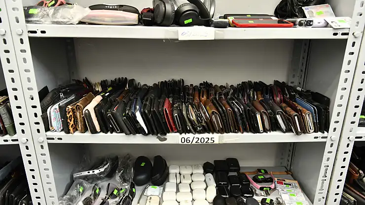 Unutulan Eşyalar Sahiplerini Bekliyor