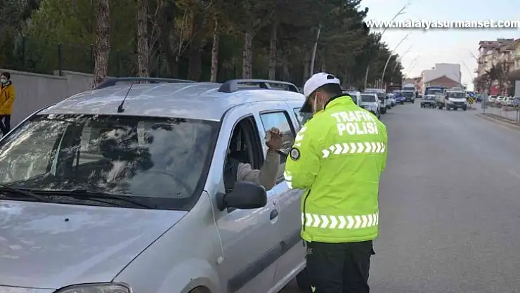 Uşak'ta bin 848 araç sürücüsüne para cezası kesildi