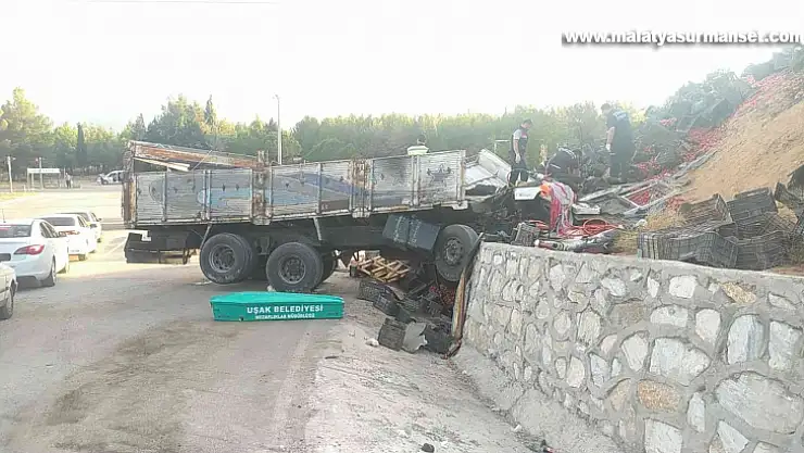 kamyon duvara çarptı: 1 ölü