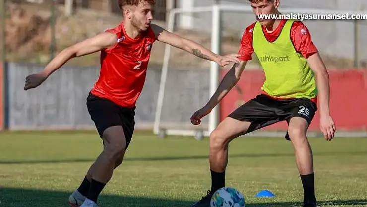 Uşakspor, yeni sezon hazırlıklarını sürüyor