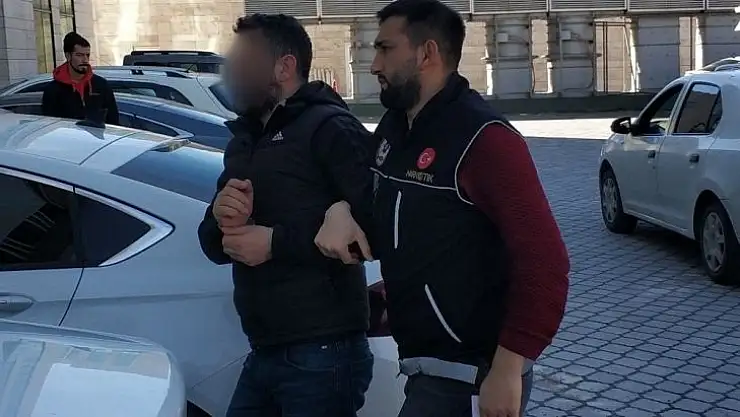 Uyuşturucu imalathanesi operasyonunda 3 tutuklama