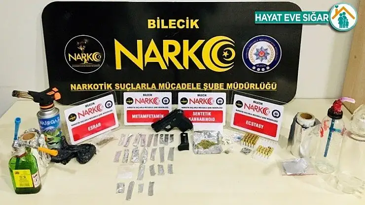 Uyuşturucu operasyonunda 1'i avukat 8 kişi gözaltına alındı