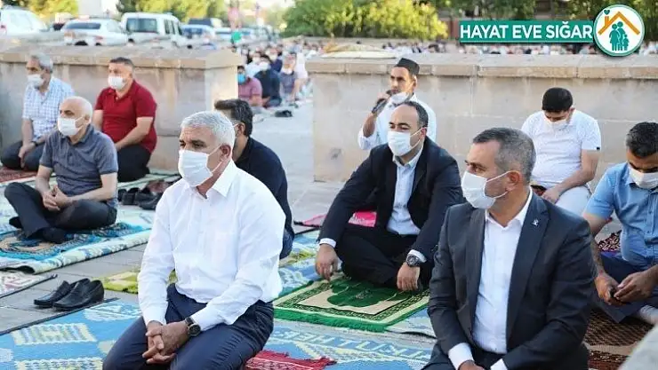 Uzun yıllar sonra Eskimalatya Namazgah'ta Kurban Bayramı namazı kılındı