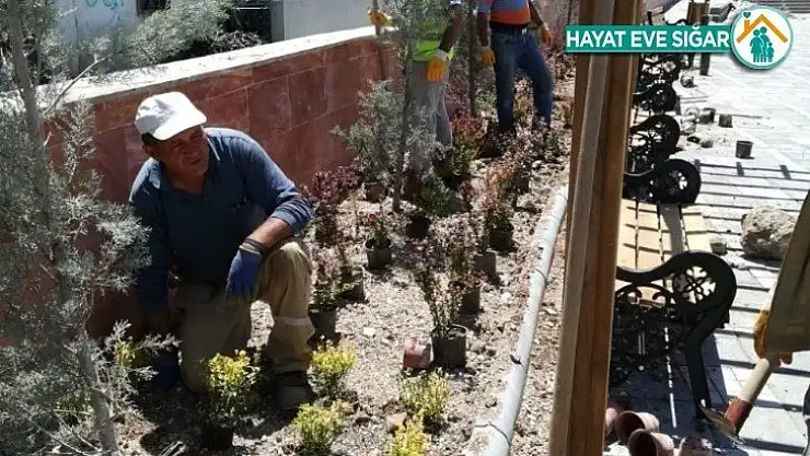 Vahap Küçük'ün adı meydanda yaşayacak