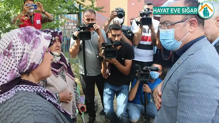 Vali Erkaya Yırık ve İl protokolü depremin vurduğu köylerde