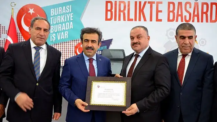 Vali Güzeloğlu'ndan Dicle Elektrik'e teşekkür belgesi