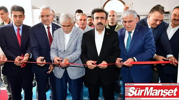 Vali Güzeloğlu yapımı tamamlanan cami açılışını yaptı