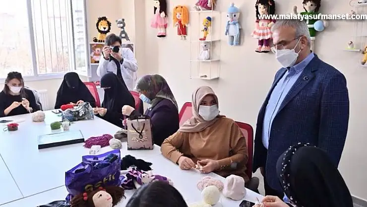 Vali Karaloğlu, 'DİSMEK'i bir halk üniversitesi olarak planlıyoruz'