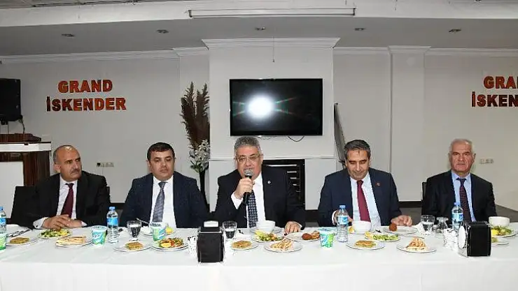 Vali Pekmez, il genel meclis üyeleriyle bir araya geldi