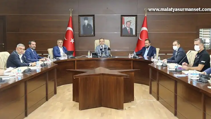 Vali Yırık: 'Çocuklarımız yıkılmış okullarının yerine yapılan okullarını bulmuş olacaklar'