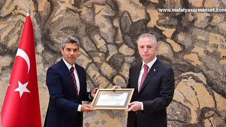 Vefat eden oğlunun adını okulda yaşatacak