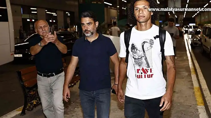Willian Arao Fenerbahçe için İstanbul'da