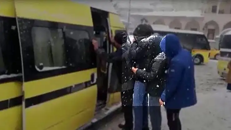 Yankesicileri yolcu konumundaki polisler yakaladı