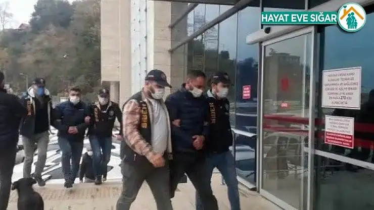 Yasa dışı bahis oynattığı iddia edilen 2 şüpheli tutuklandı