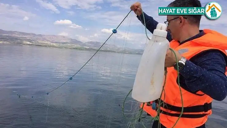Yasağa rağmen 2 bin 500 metre balık ağı ele geçirildi