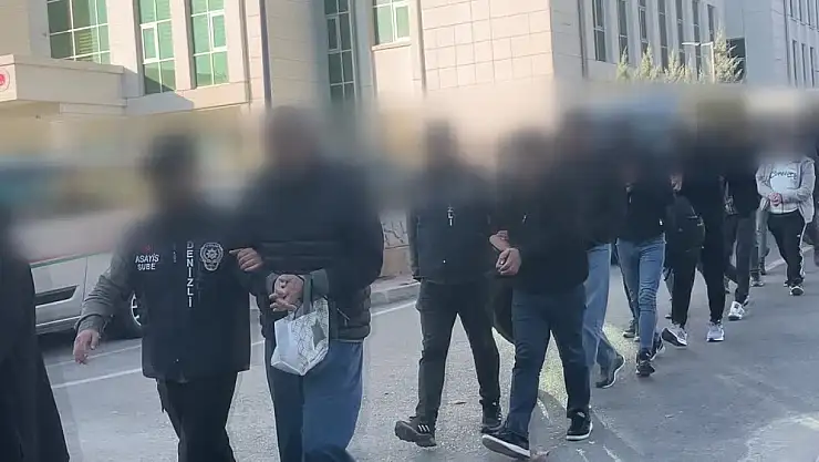 Yaşlı kadını yaklaşık 33 milyon lira dolandıran 19 kişi tutuklandı