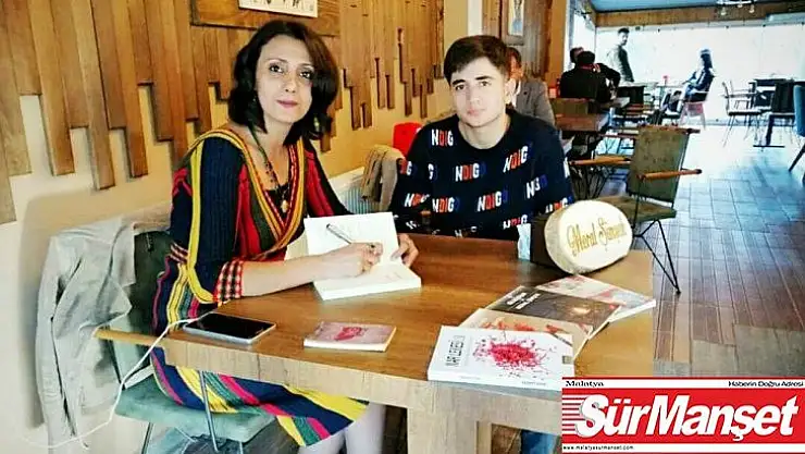 Yazar Şimşek okurlarıyla buluştu