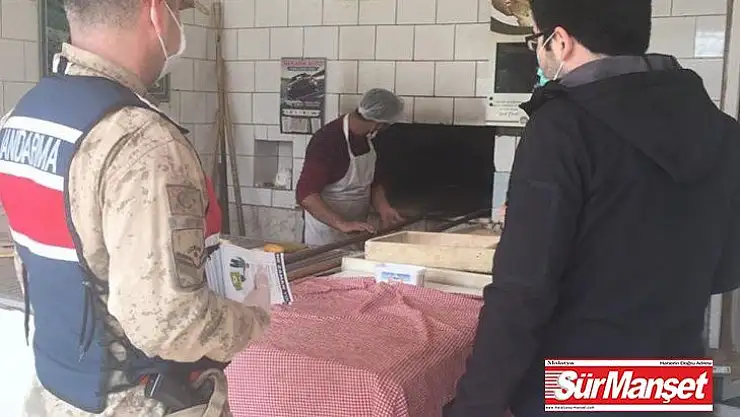 Yazıhan'da esnaflara korona virüs bilgilendirmesi yapılıyor