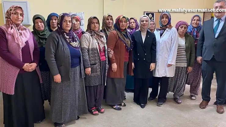 Yazıhanlı kadınlar el emeği ürünlerini sergiledi