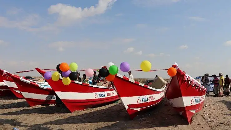 Yemenli balıkçılara TİKA'dan tekne