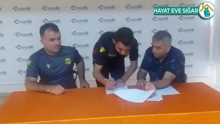 Yeni Malatyaspor altyapıdan 2 futbolcu ile profesyonel sözleşme imzaladı