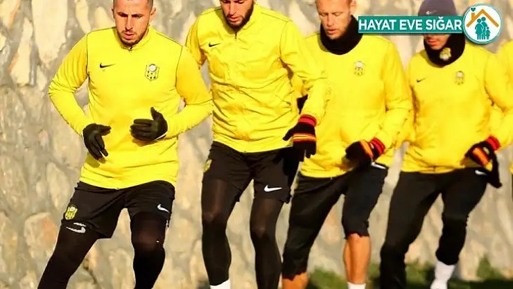 Yeni Malatyaspor'da futbolcuların alacakları ödenmeye başladı