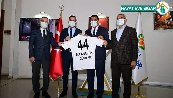 Yeni Malatyaspor'dan  Başkan Gürkan'a ziyaret