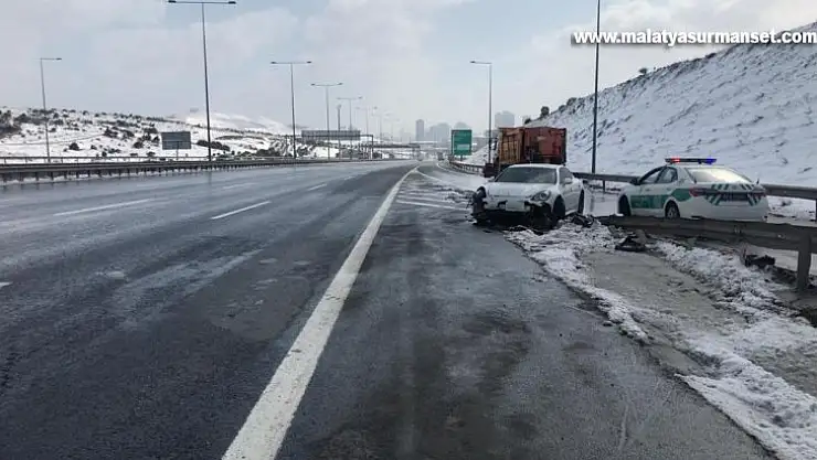 Yeni Malatyaspor Futbol Kulübü Başkanı Adil Gevrek, İstanbul'da kaza yaptı