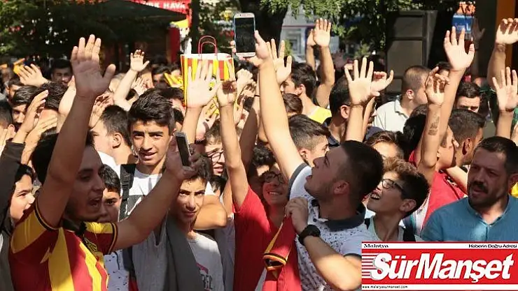 Yeni Malatyasporlu futbolculara büyük ilgi