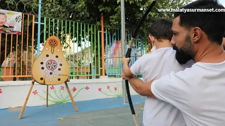 Yenişehir'de eğlenceli ve eğitici sokak