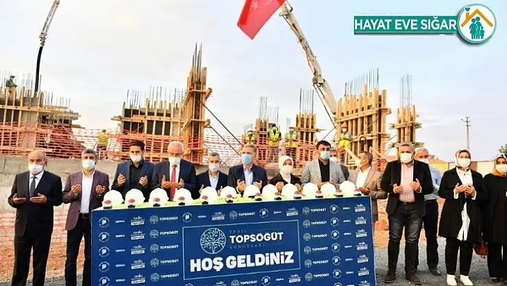Yeşilyurt Belediyesi Yeşil Topsöğüt konutlarının temeli törenle atıldı