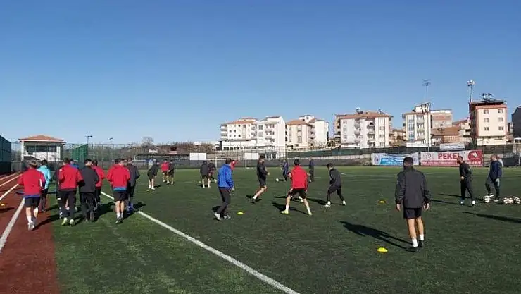 Yeşilyurt Belediyespor 3 puan hedefiyle hazırlıklarını sürdürüyor