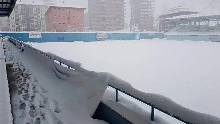 Yeşilyurt Belediyespor'un maçına kar engeli
